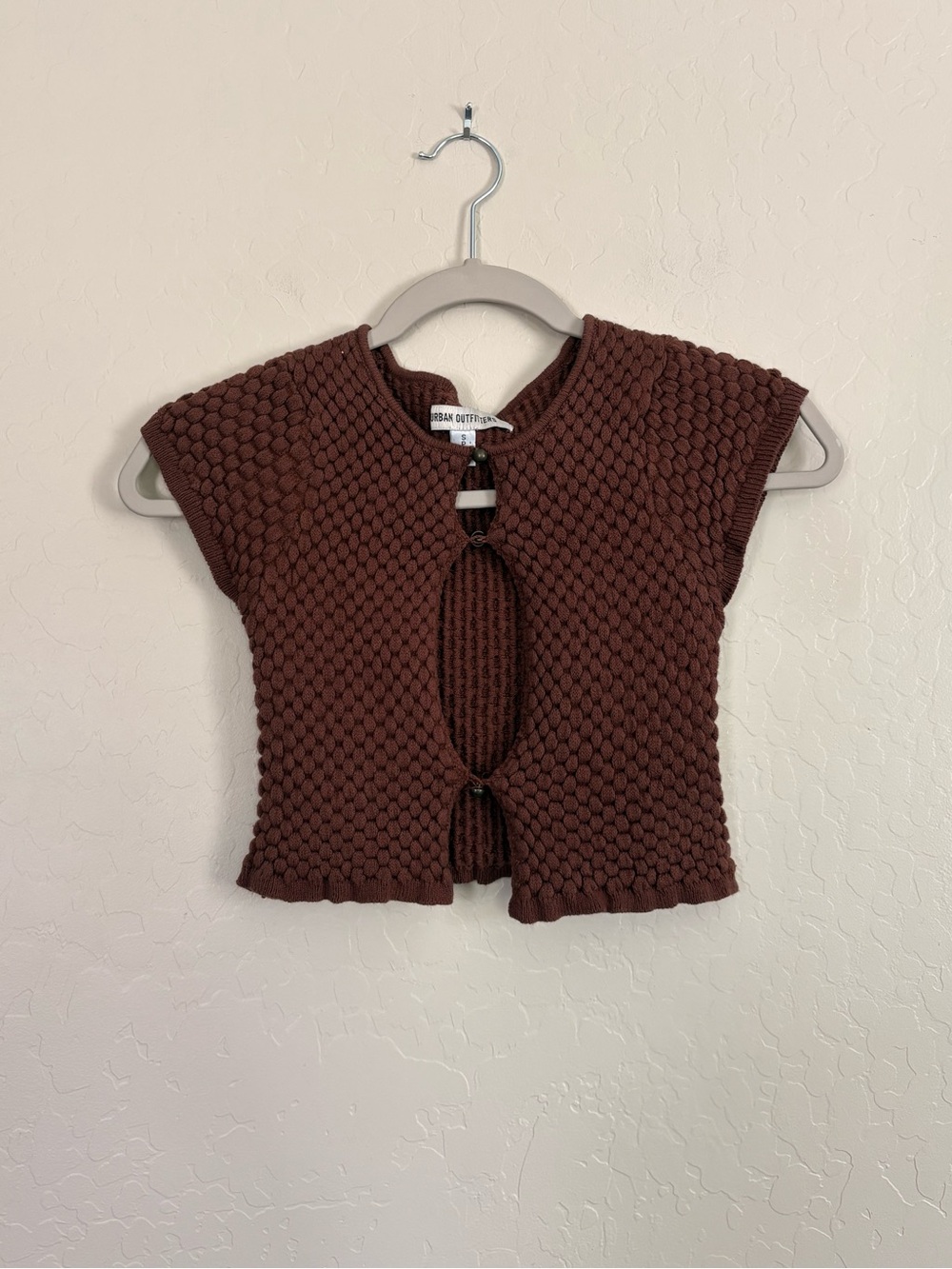 Urban Outfitters Brown Textured Knit Keyhole Crop Top Size S Y2K style